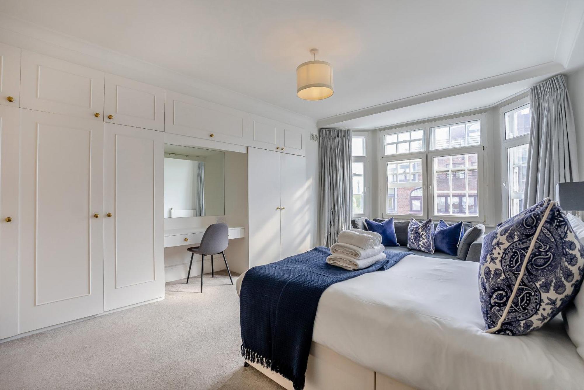 Strathmore Court Apartments Лондон Екстериор снимка