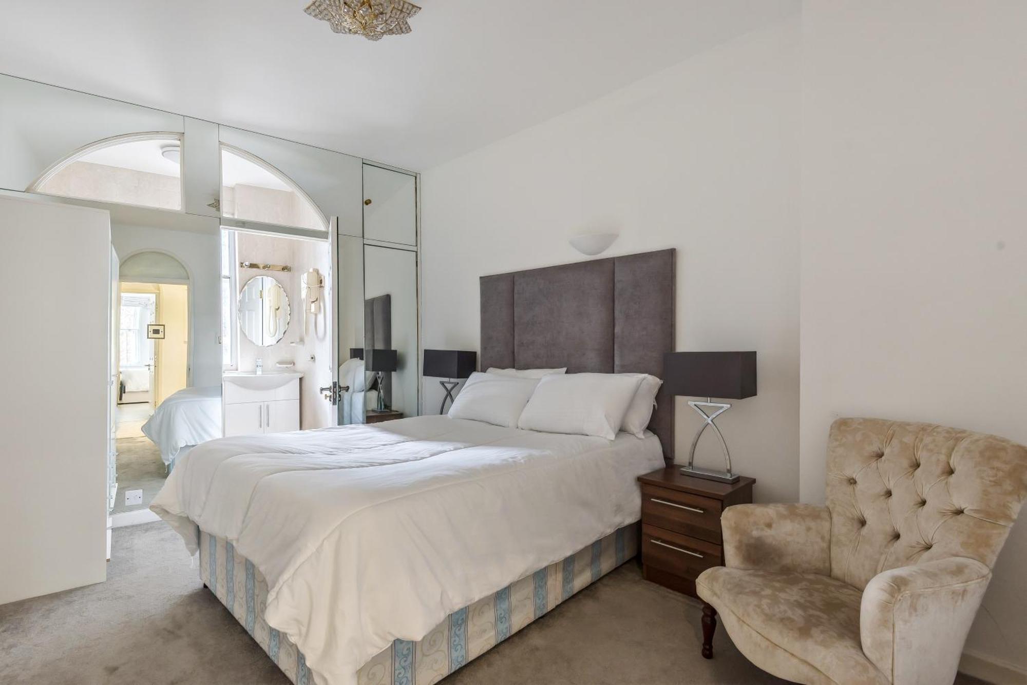 Strathmore Court Apartments Лондон Екстериор снимка