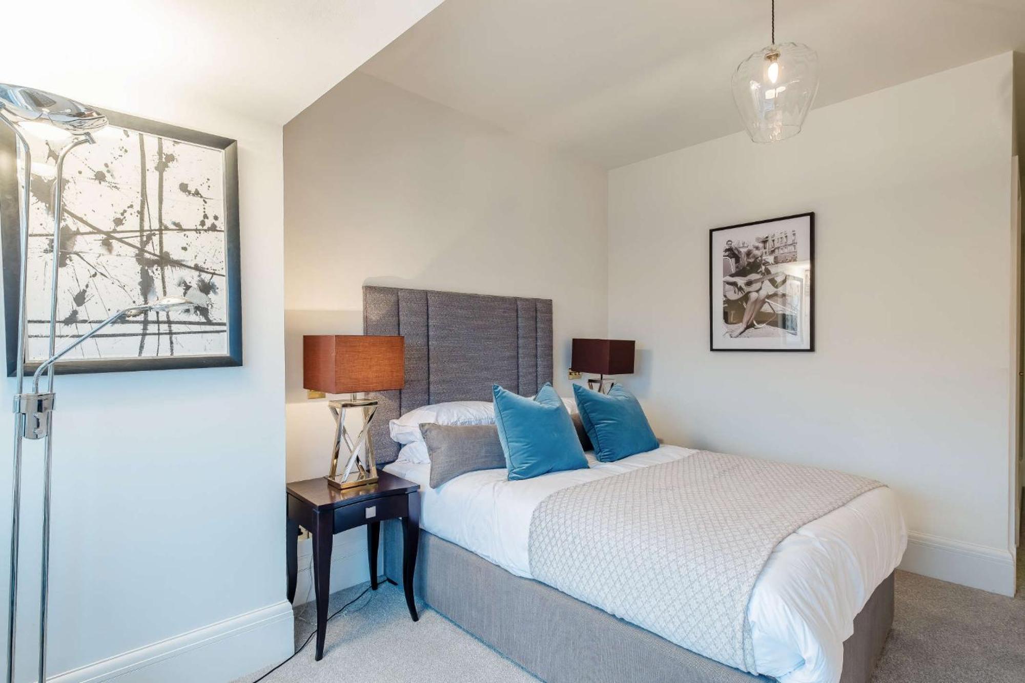 Strathmore Court Apartments Лондон Екстериор снимка
