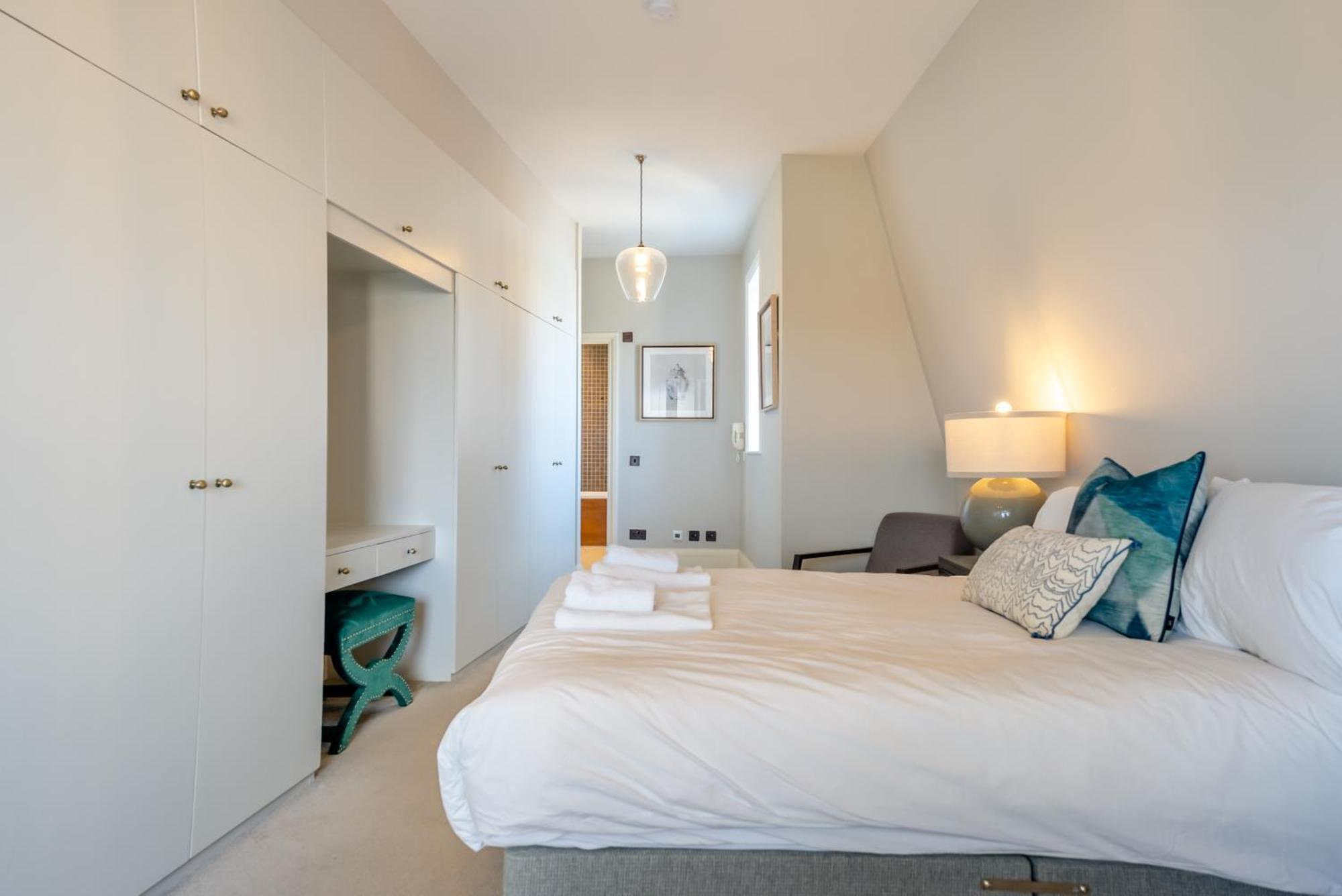 Strathmore Court Apartments Лондон Екстериор снимка