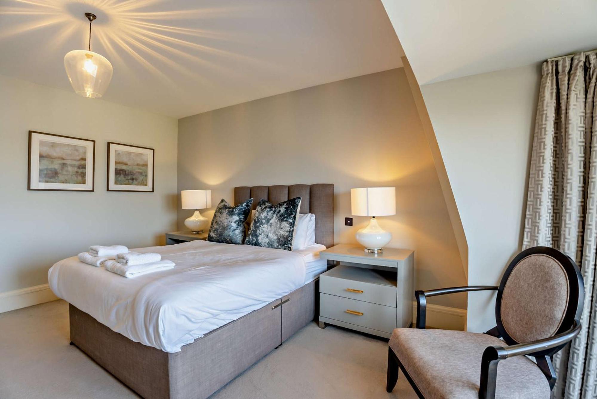 Strathmore Court Apartments Лондон Екстериор снимка