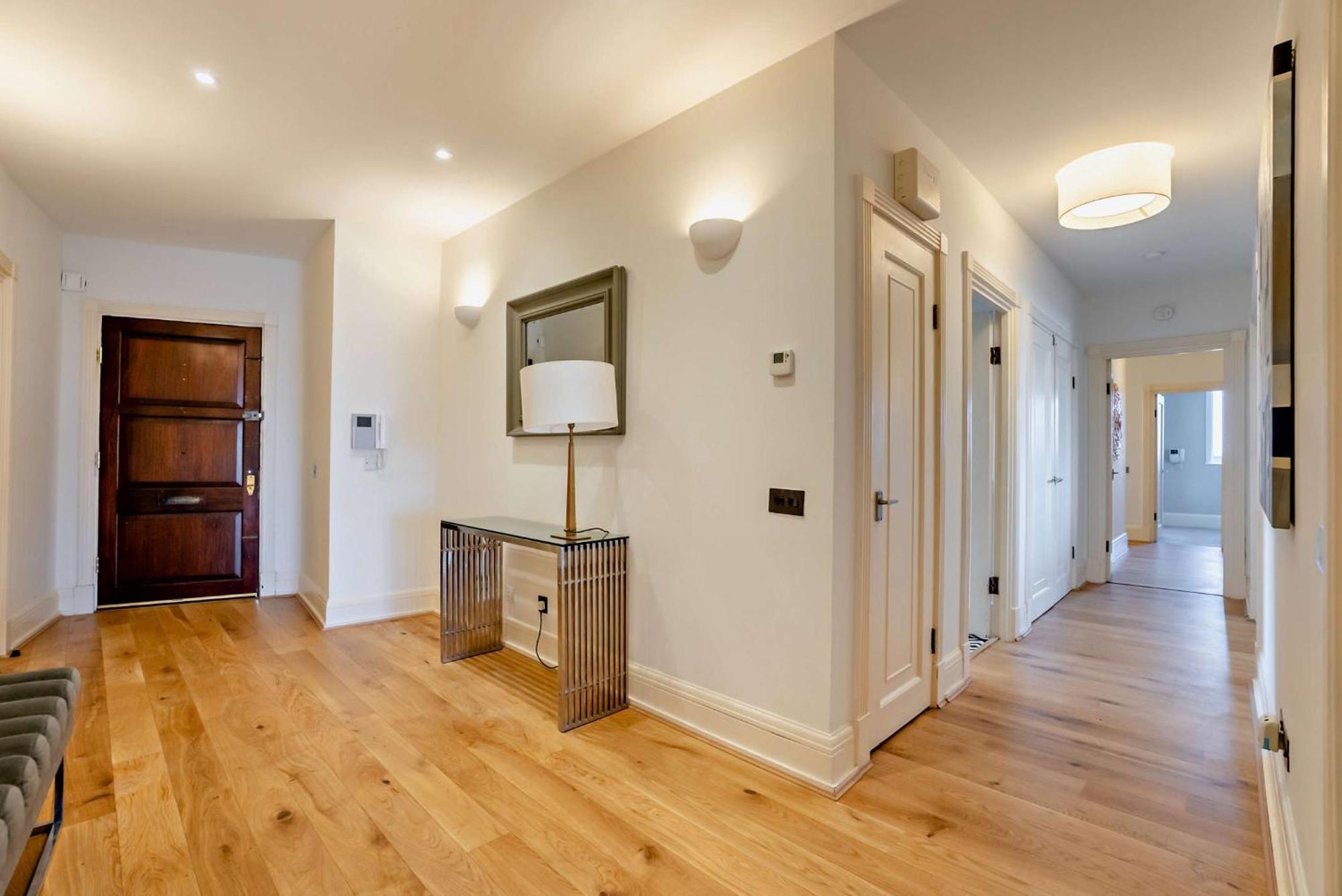 Strathmore Court Apartments Лондон Екстериор снимка