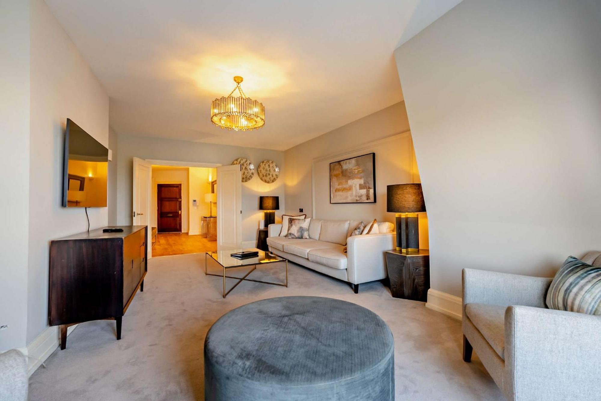 Strathmore Court Apartments Лондон Екстериор снимка